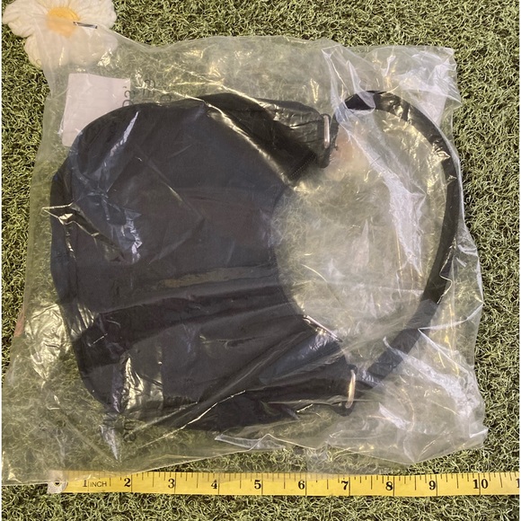 Dolls Kill Shoulder Purse🥀🖤 - Picture 7 of 7